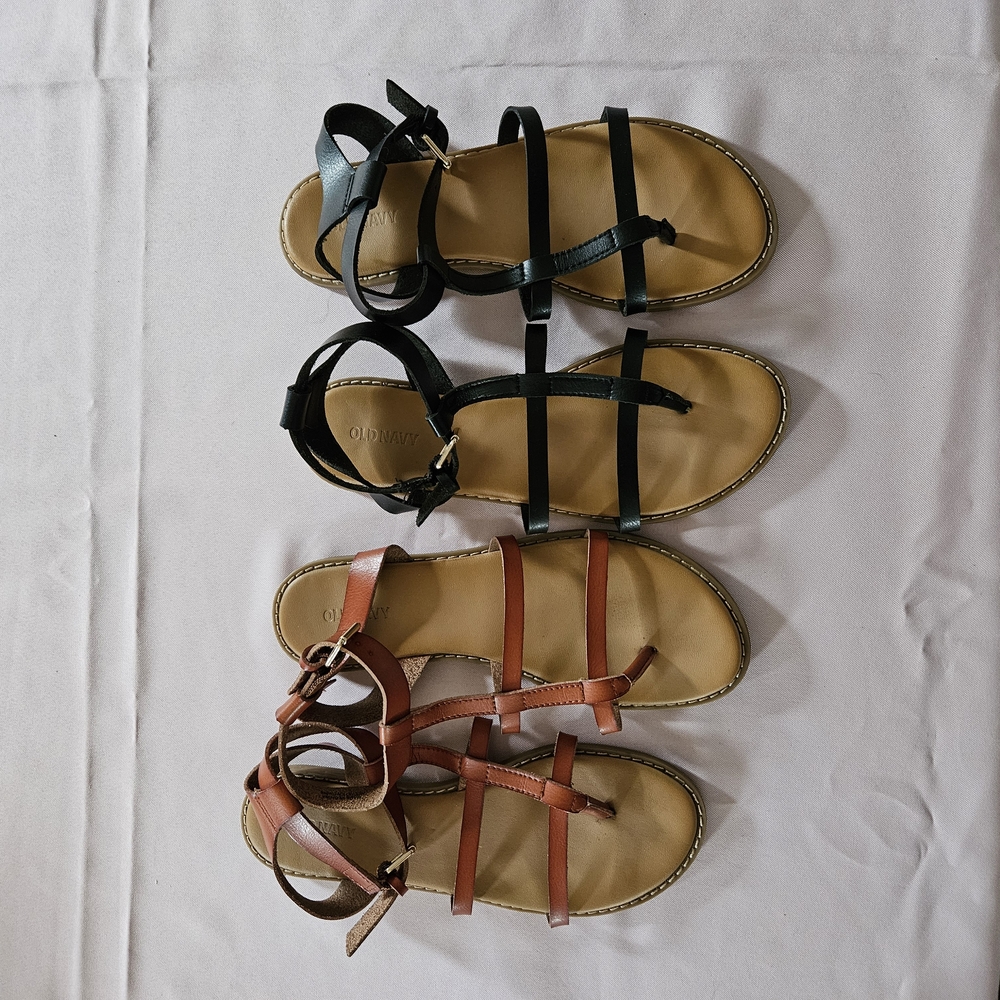 Old Navy Gladiators Size 7 Black And Tan Lightly Worn